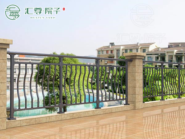 財(cái)源滾滾陽臺(tái)